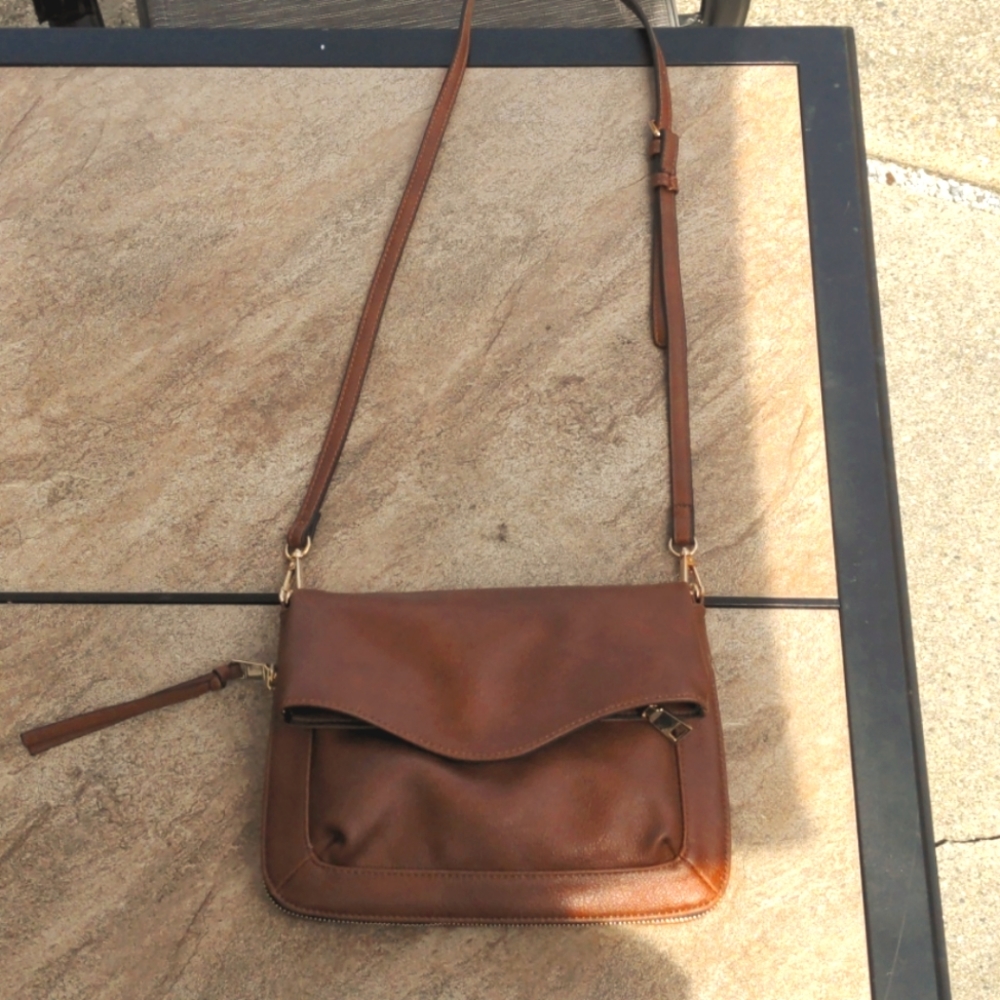 Moda Luxe Brown Faux Leather Crossbody Purse